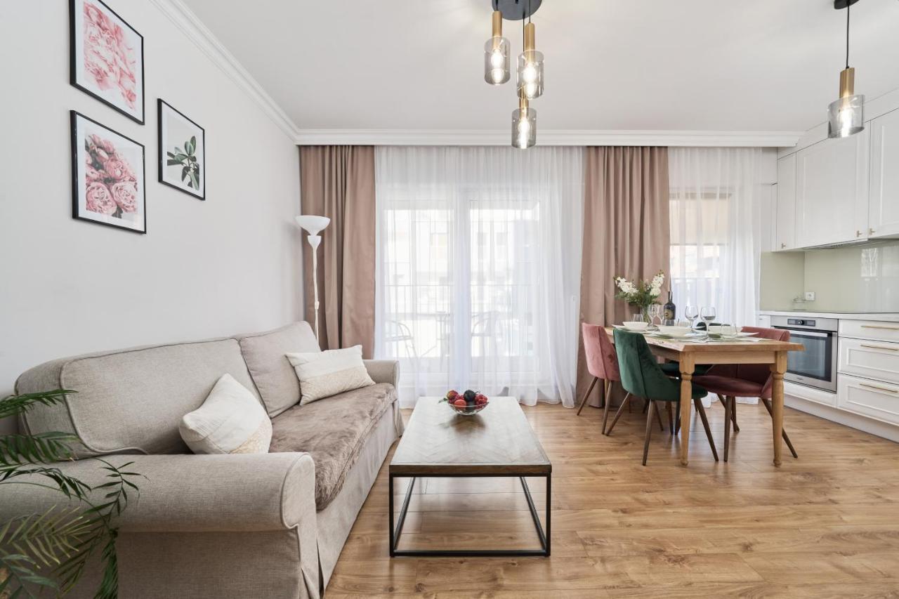 Apartments Dmowskiego Kepa Mieszczanska By Renters Wroclaw Luaran gambar